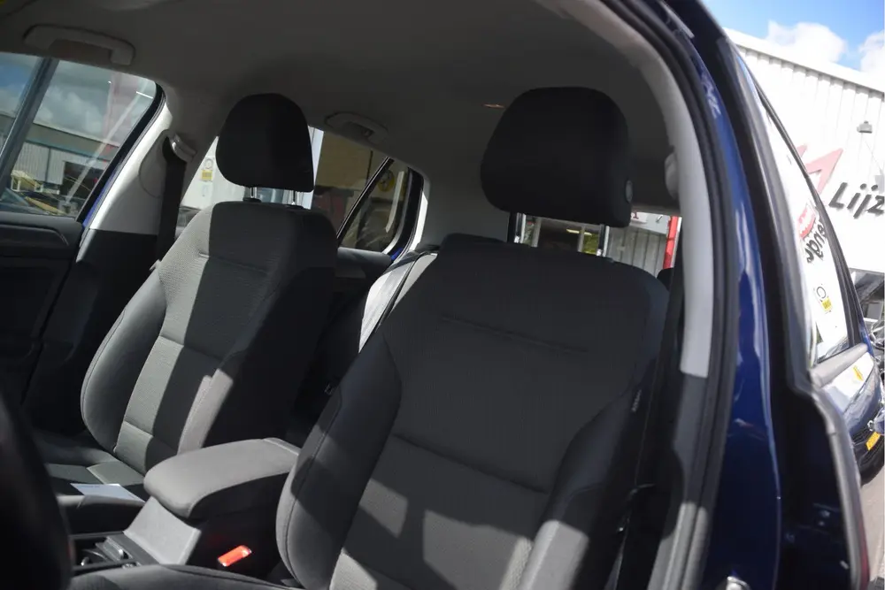 Volkswagen Golf 1.0 TSI Comfortline Navi | PDC | DAB | LMV | uit 2019, foto 7