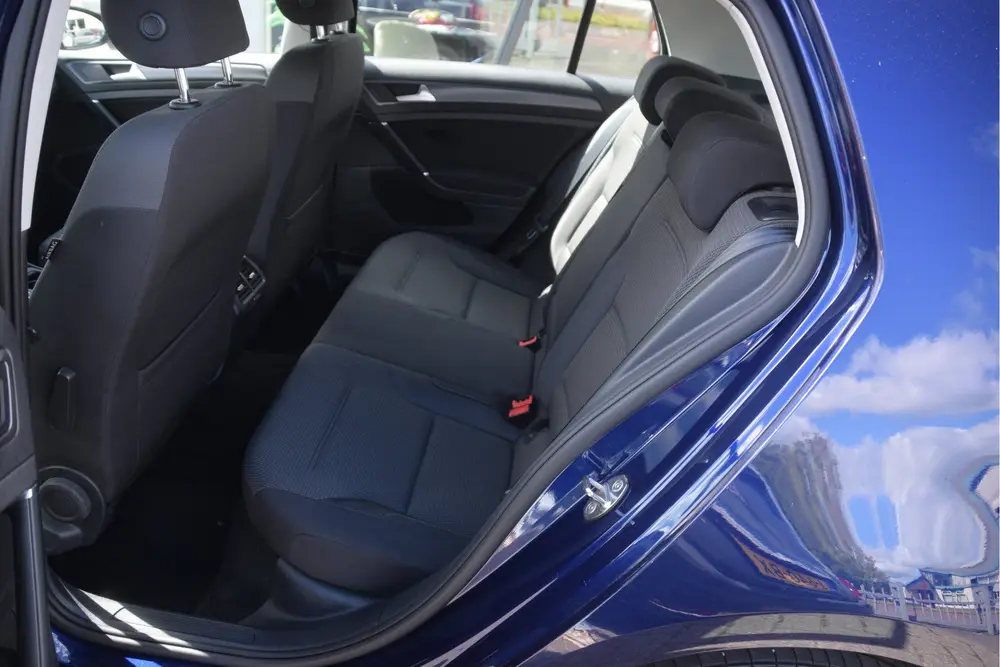 Volkswagen Golf 1.0 TSI Comfortline Navi | PDC | DAB | LMV | uit 2019, foto 9