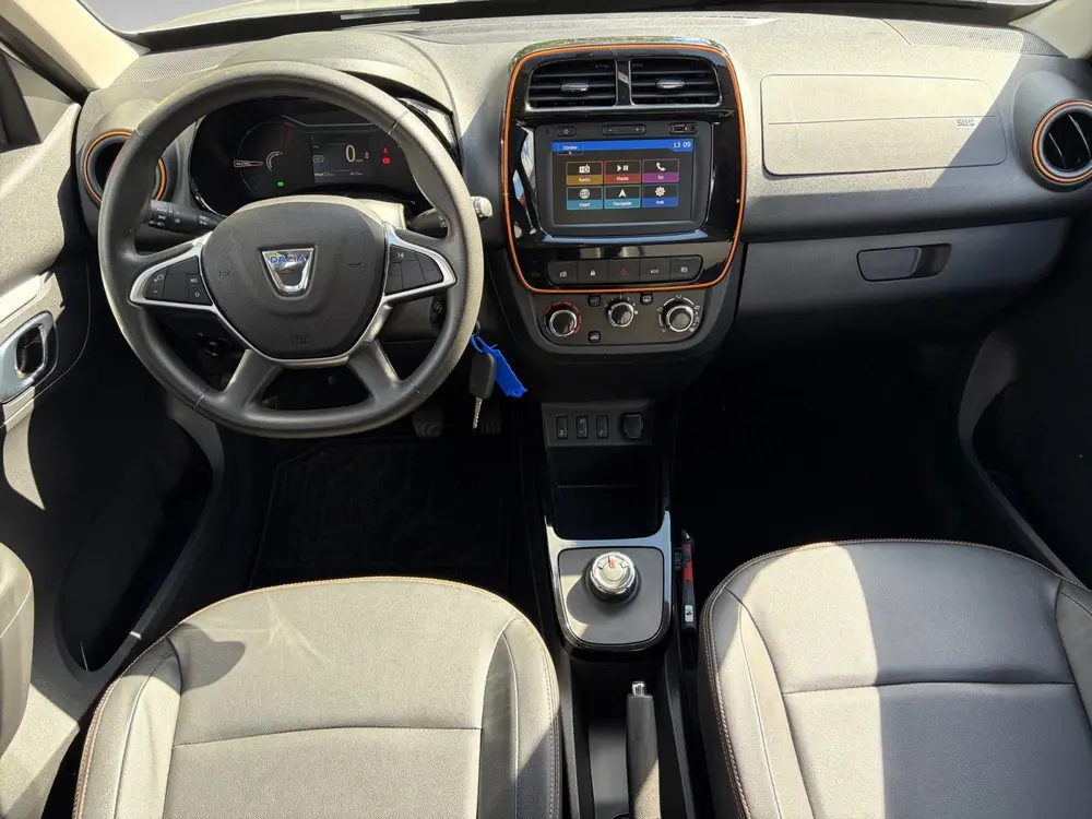 Dacia Spring Comfort Plus 27 kWh slechts 4600 KM uit 2022, foto 5