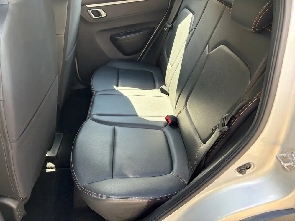 Dacia Spring Comfort Plus 27 kWh slechts 4600 KM uit 2022, foto 6