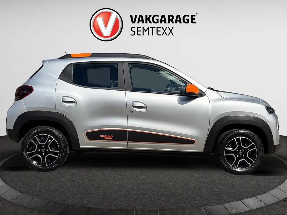 Dacia Spring Comfort Plus 27 kWh slechts 4600 KM uit 2022, foto 9