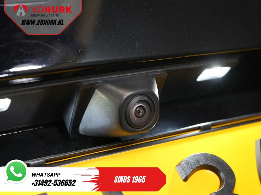 Ford Kuga 2.5 PHEV 225 pk ST-Line LED uit 2023, foto 17