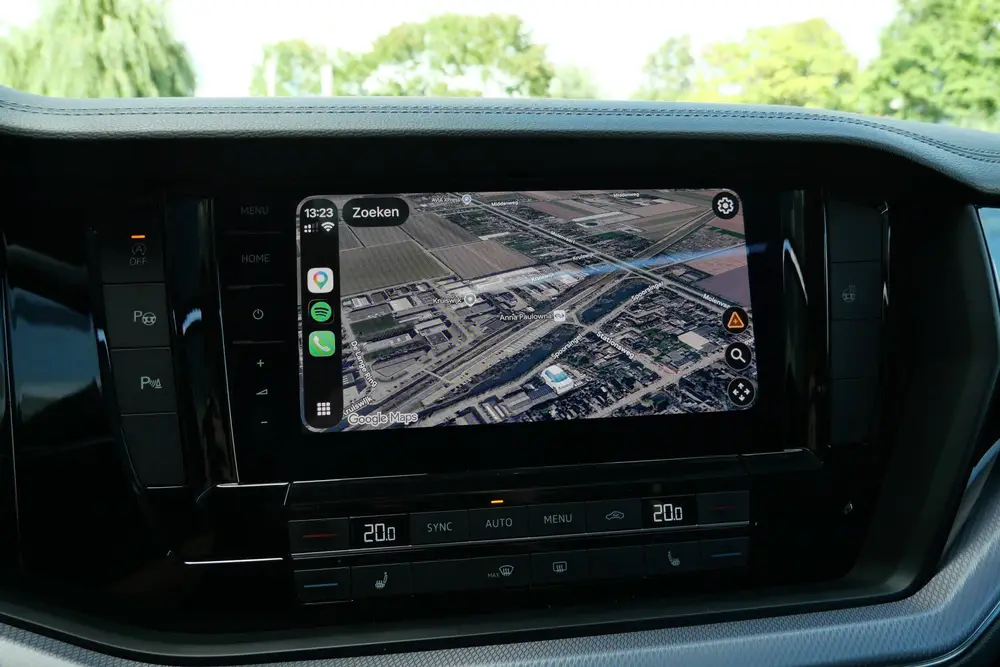 Volkswagen Touareg 3.0 TSI R-Line 340 PK | Pano | Luchtverin uit 2019, foto 15