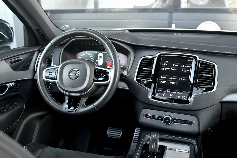 Volvo XC90 2.0 T8 Twin Engine AWD R-Design Polestar+. uit 2020, foto 16