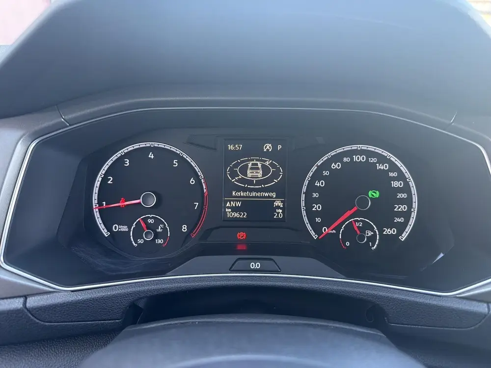 Volkswagen T-Roc 1.5 TSI Style Business uit 2021, foto 15