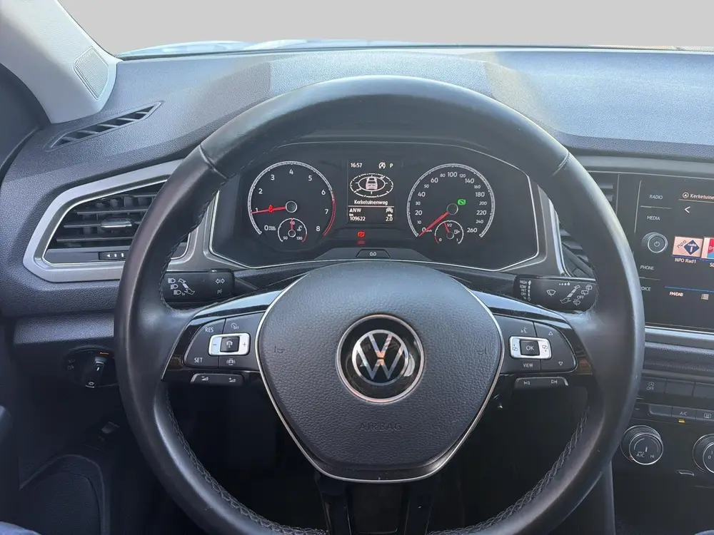 Volkswagen T-Roc 1.5 TSI Style Business uit 2021, foto 16