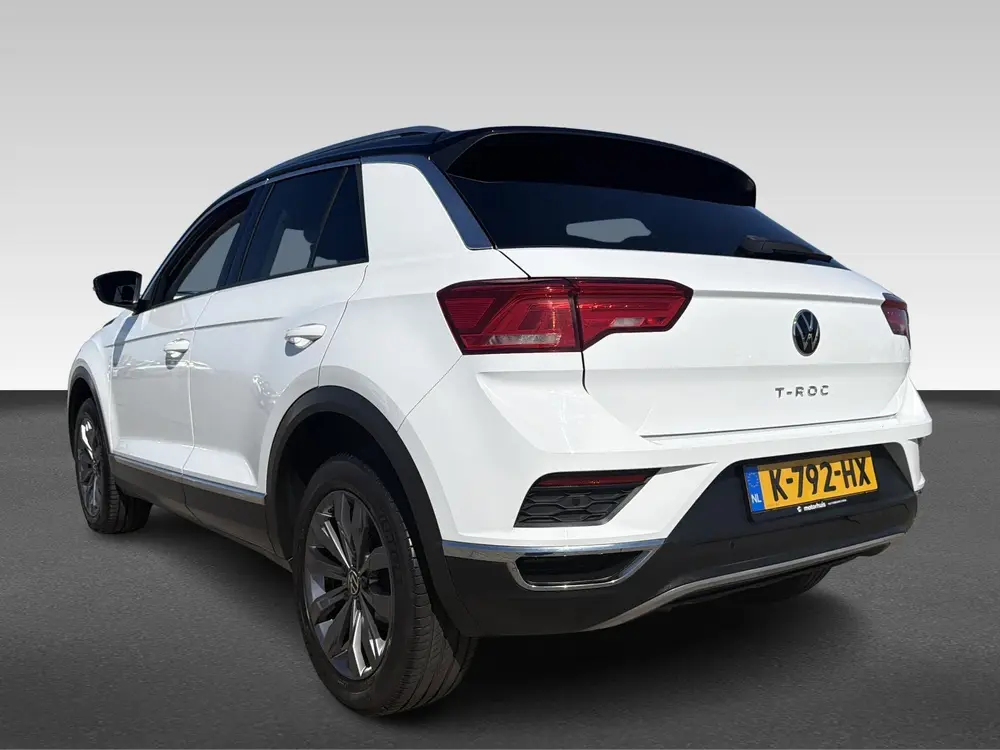 Volkswagen T-Roc 1.5 TSI Style Business uit 2021, foto 3