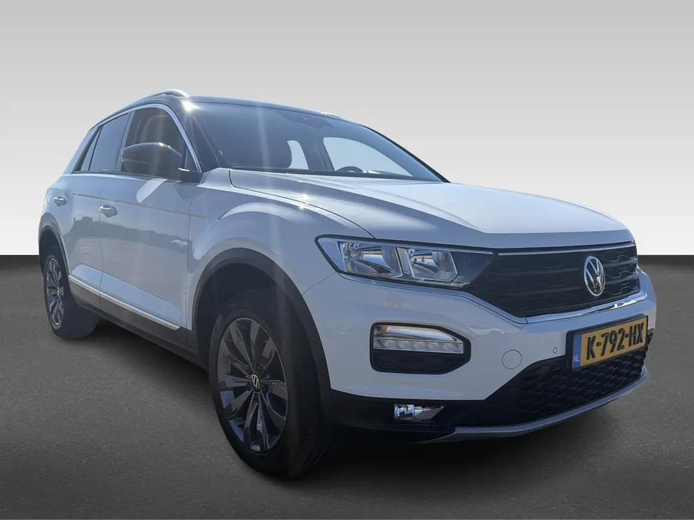 Volkswagen T-Roc 1.5 TSI Style Business uit 2021, foto 8