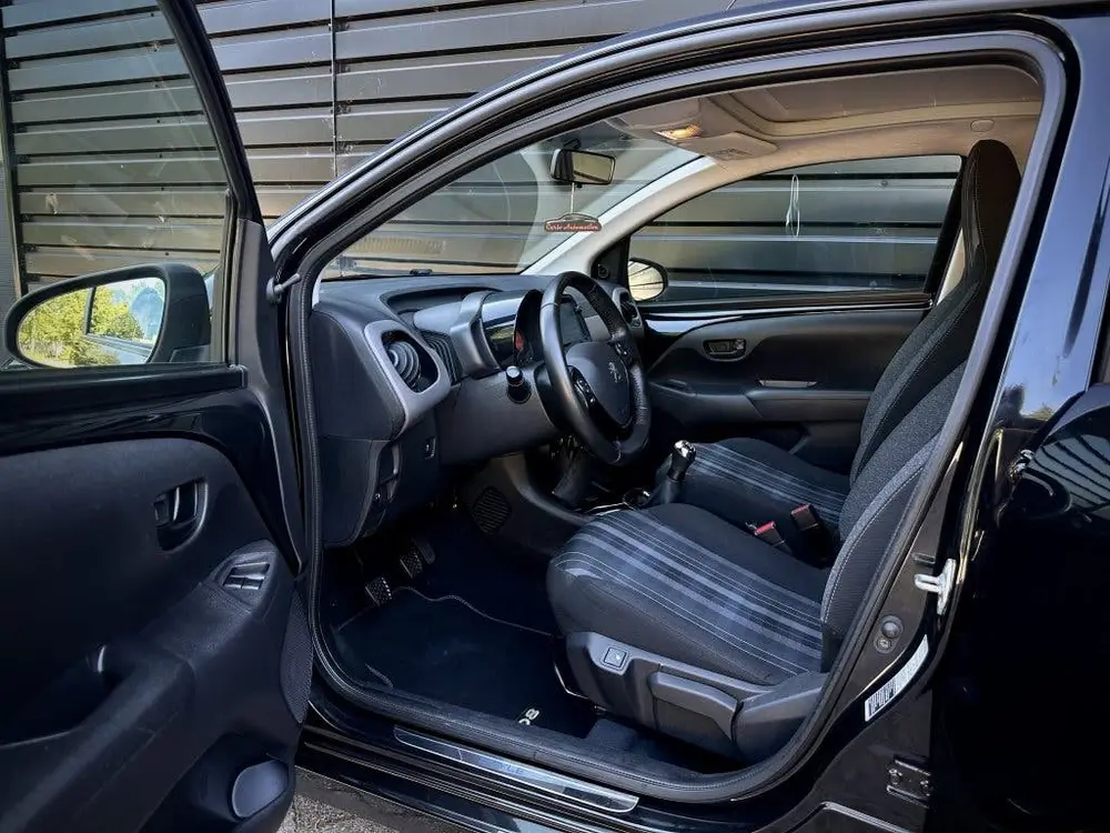 Peugeot 108 Style 5DEURS|CRUISE|AIRCO|CAMERA|STOELVERW|C uit 2019, foto 12