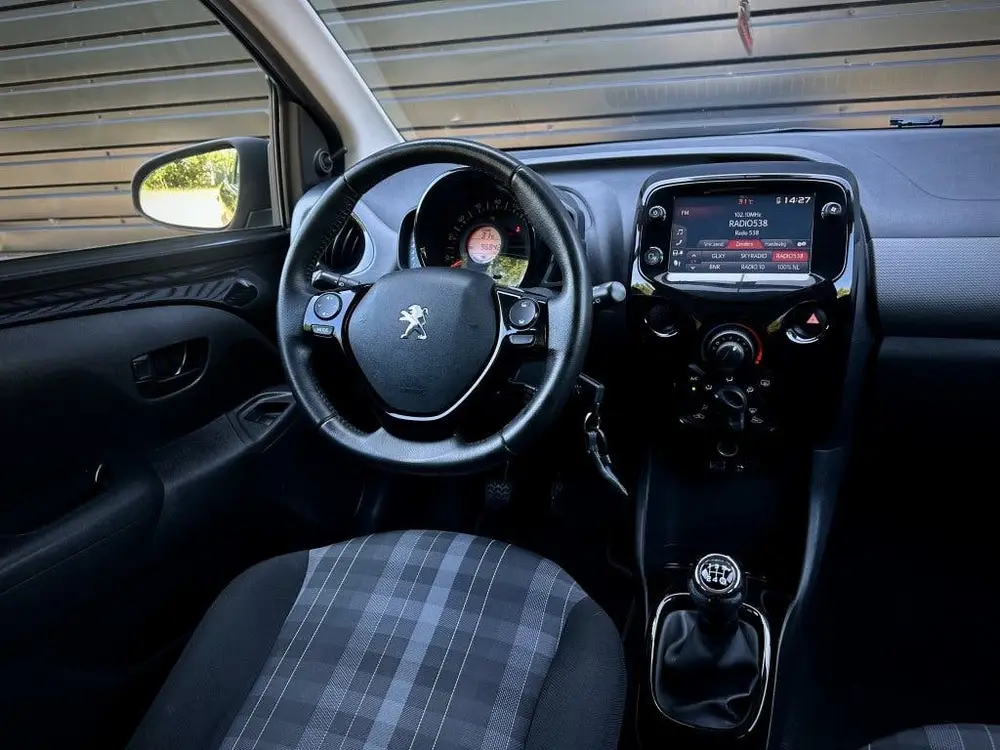 Peugeot 108 Style 5DEURS|CRUISE|AIRCO|CAMERA|STOELVERW|C uit 2019, foto 16