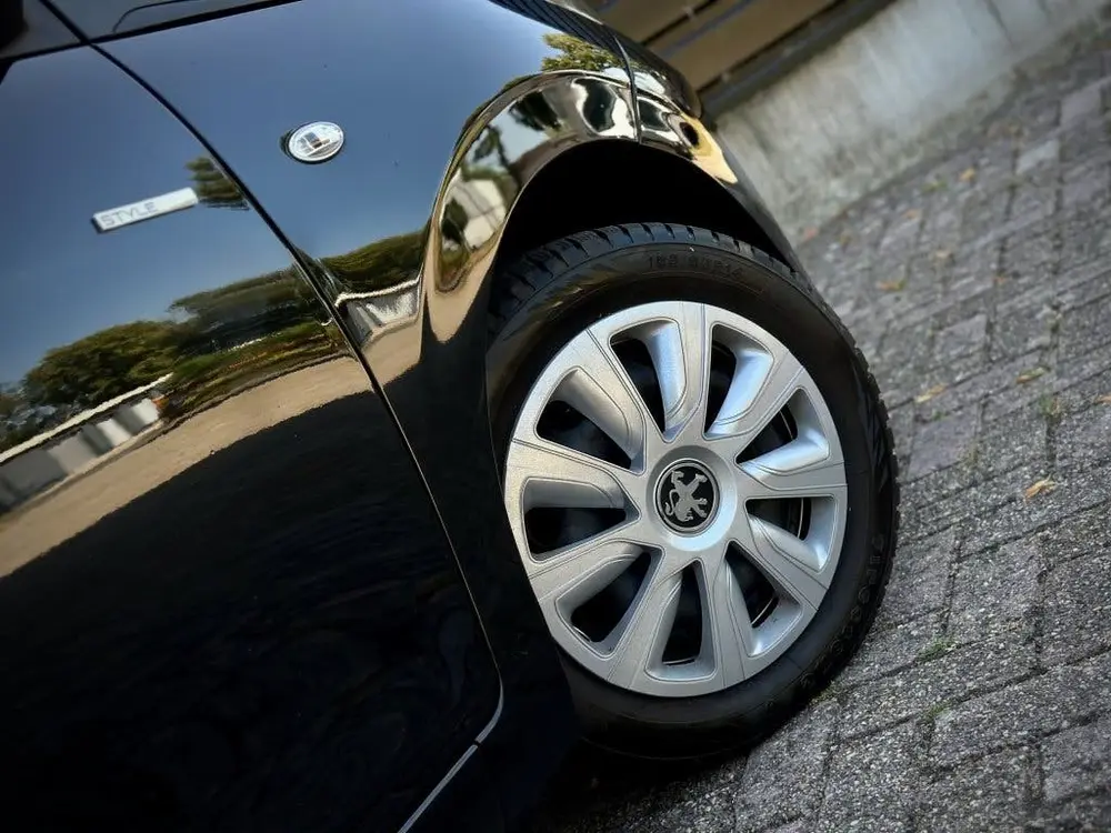 Peugeot 108 Style 5DEURS|CRUISE|AIRCO|CAMERA|STOELVERW|C uit 2019, foto 8
