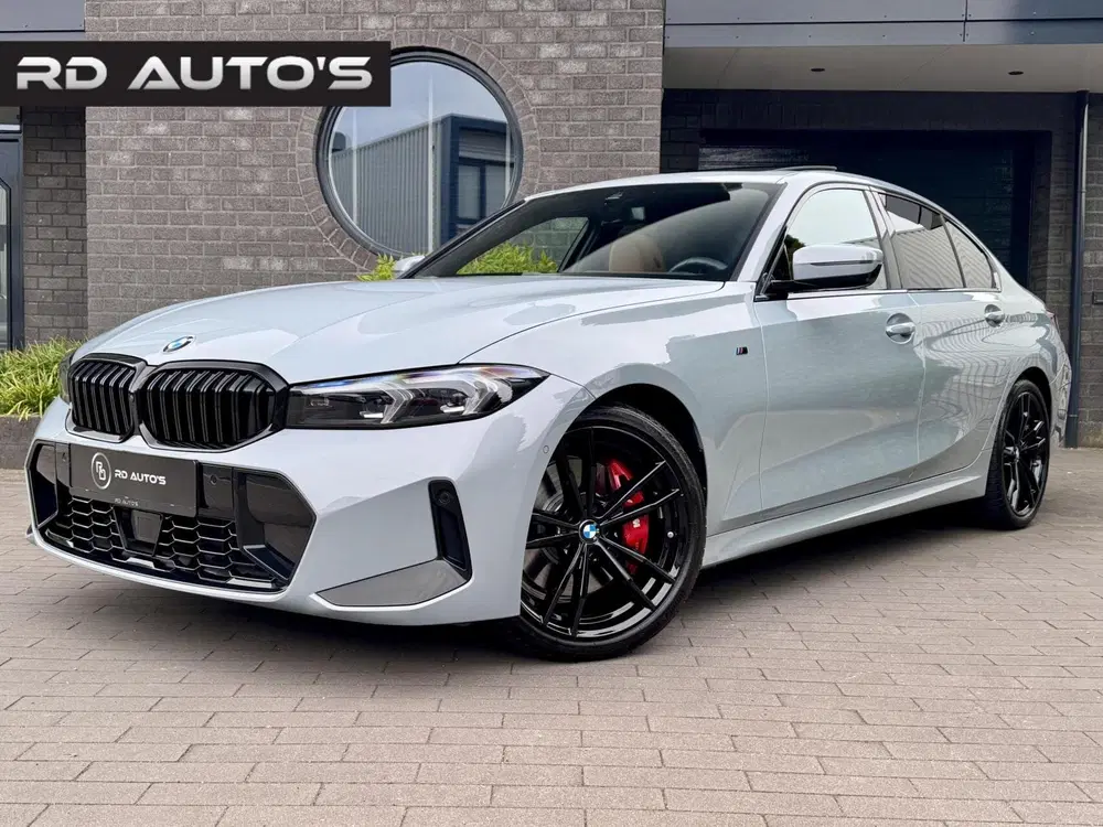 BMW 3-serie 318i M Sport Brooklyn Grau Pano H uit 2024
