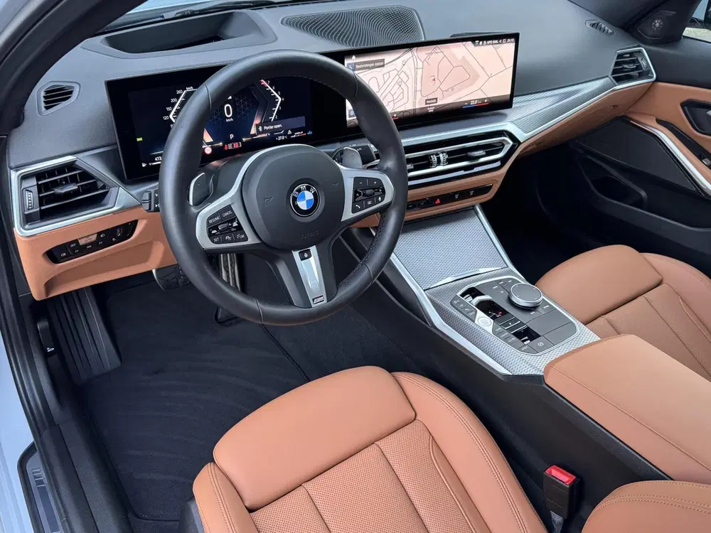 BMW 3-serie 318i M Sport Brooklyn Grau Pano H uit 2024, foto 19