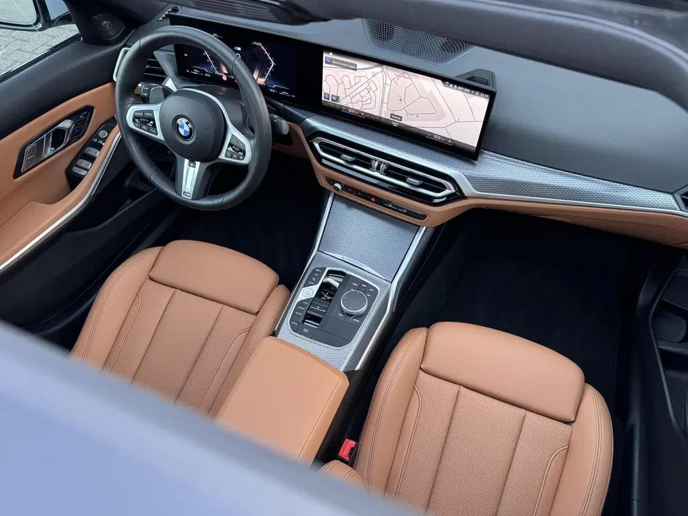 BMW 3-serie 318i M Sport Brooklyn Grau Pano H uit 2024, foto 20