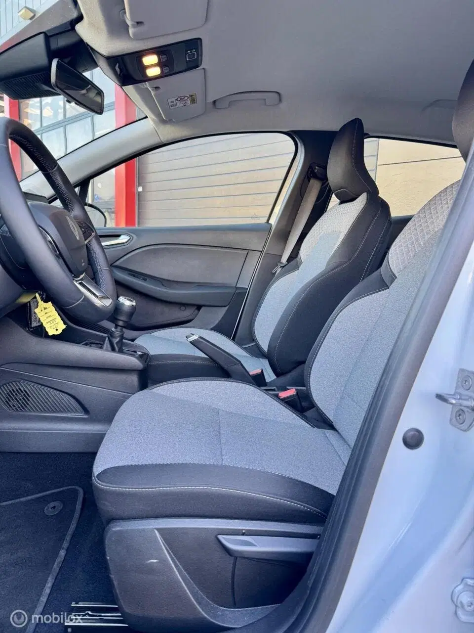 Renault Clio 1.0 TCe 90 GPF evolution uit 2025, foto 15