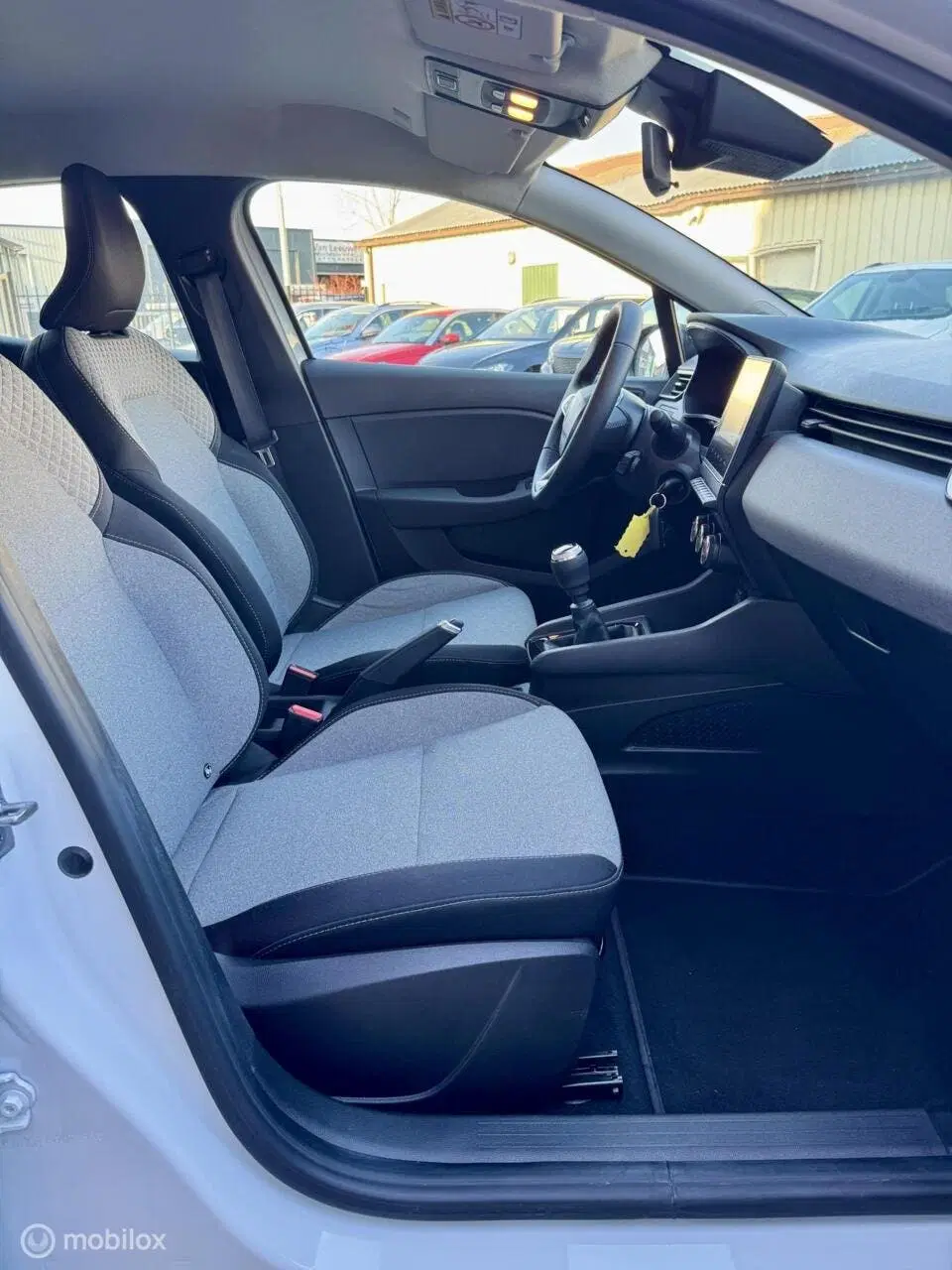 Renault Clio 1.0 TCe 90 GPF evolution uit 2025, foto 18