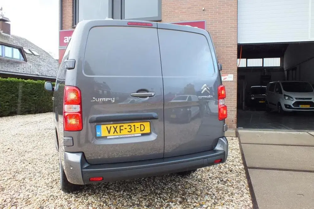 Citroën Jumpy Citroen JUMPY 1.5 BlueHDI 100 L3 S&S Navig uit 2023, foto 8