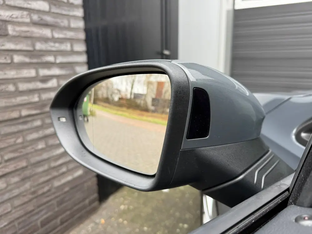 Volkswagen Golf Variant 1.0 eTSI DSG Life Pano, Adaptive Cru uit 2021, foto 16