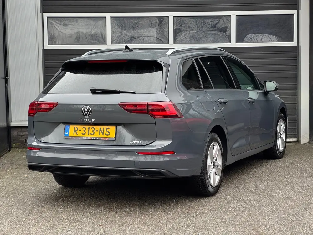 Volkswagen Golf Variant 1.0 eTSI DSG Life Pano, Adaptive Cru uit 2021, foto 4