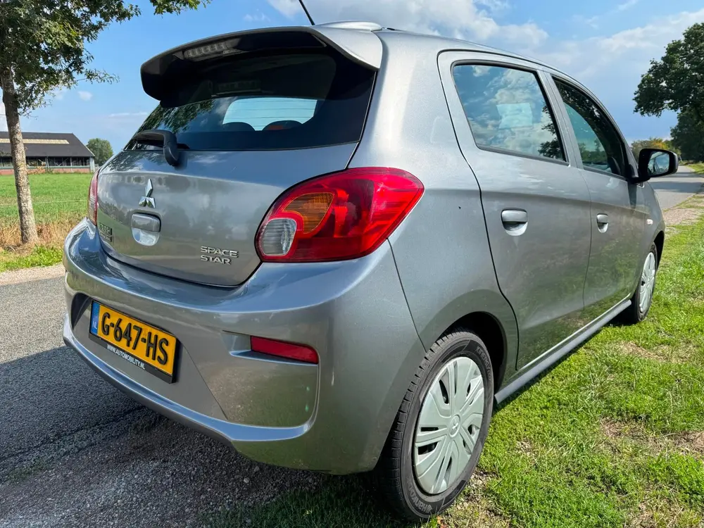 Mitsubishi Space Star 1.0 Cool+ DEALER onderhouden en pas 25 uit 2019, foto 2