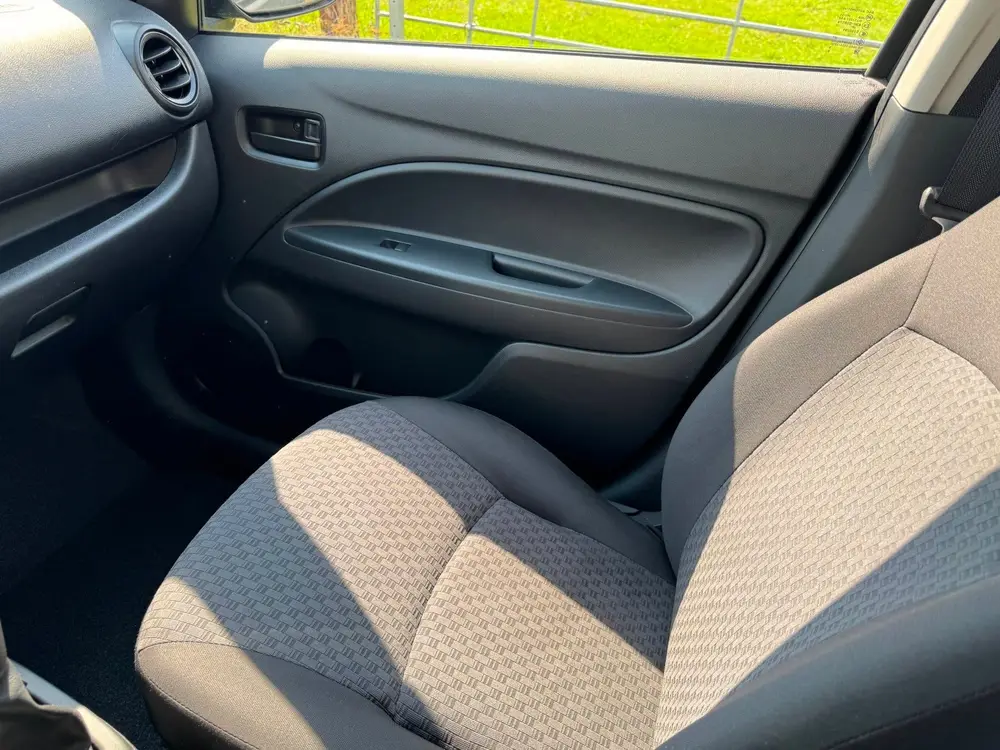 Mitsubishi Space Star 1.0 Cool+ DEALER onderhouden en pas 25 uit 2019, foto 20