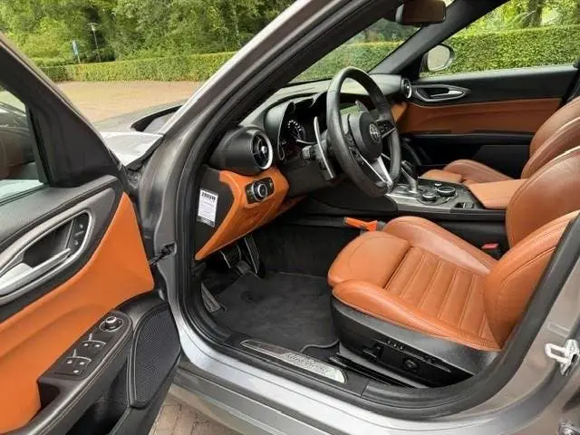 Alfa Romeo Giulia 2.0T Super/Camera/Leer/Xenon/led/Nav/18inc uit 2020, foto 5