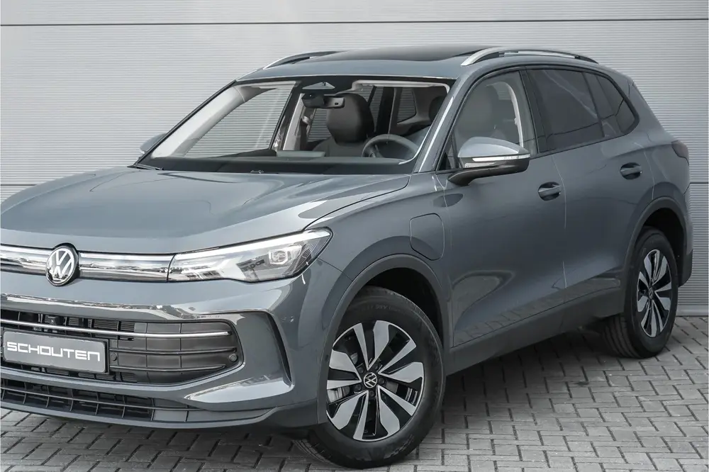 Volkswagen Tiguan 1.5 eHybrid 30 Year Ed Style IQ Winterpack uit 2026, foto 17