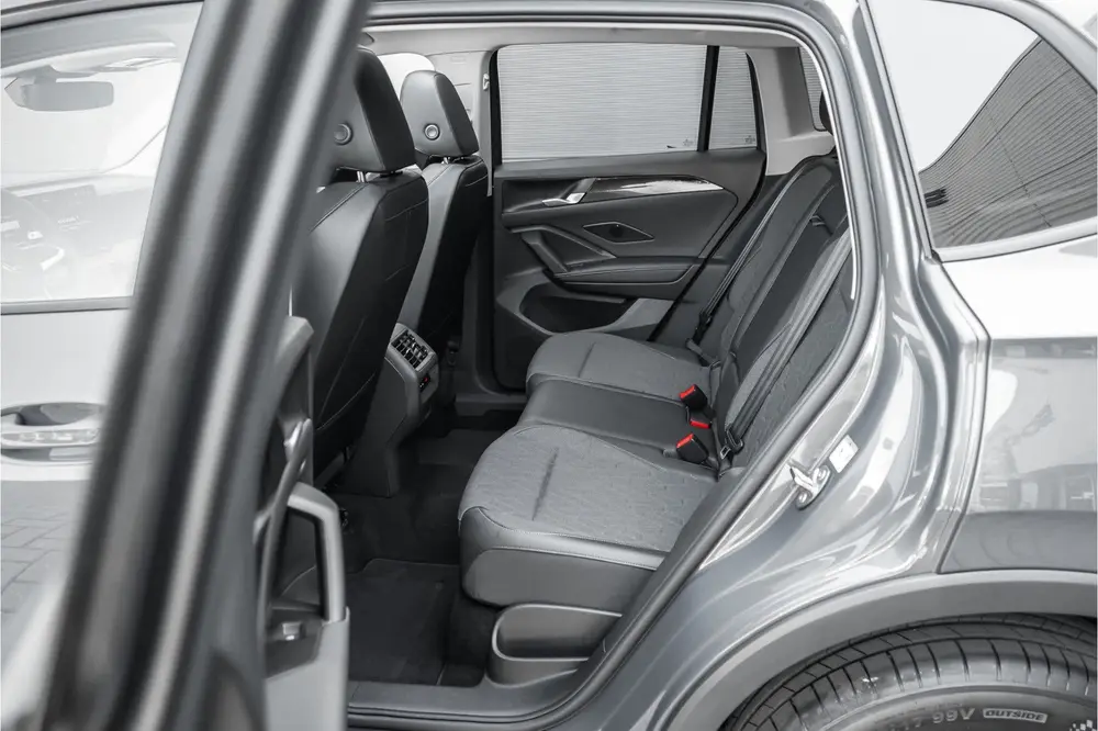 Volkswagen Tiguan 1.5 eHybrid 30 Year Ed Style IQ Winterpack uit 2026, foto 6