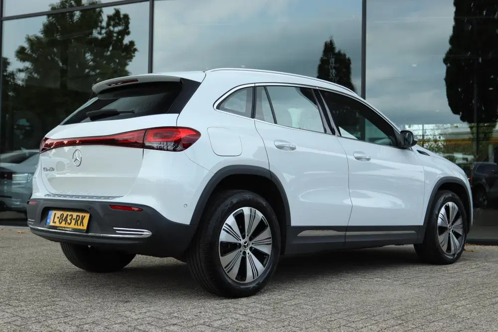 Mercedes-Benz EQA 250 BUSINESS SOLUTION LUXURY 67 kWh uit 2021, foto 2