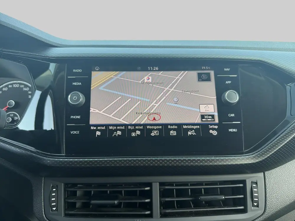 Volkswagen T-Cross 1.0 TSI Life R-Line uit 2020, foto 20
