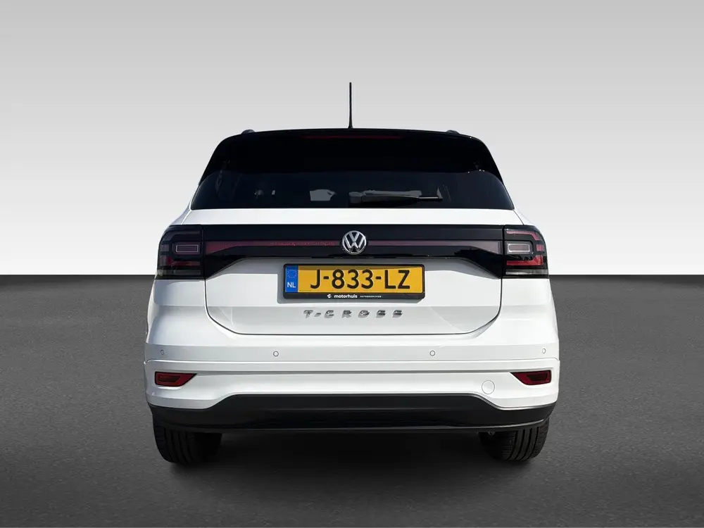 Volkswagen T-Cross 1.0 TSI Life R-Line uit 2020, foto 7