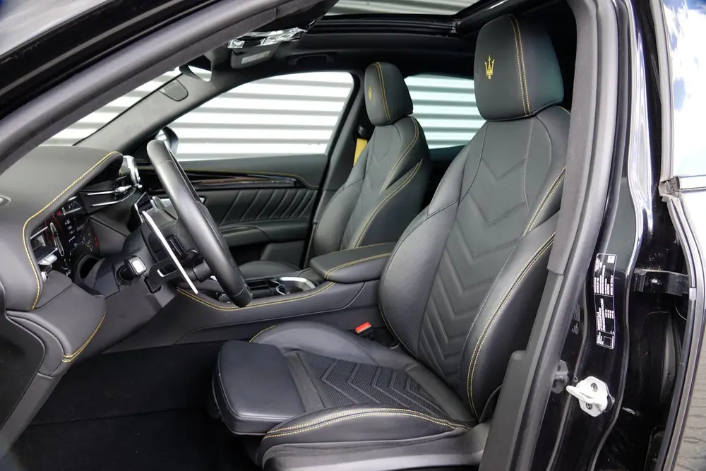 Maserati Grecale 2.0 MHEV Modena | Panodak | Alcantara | Son uit 2023, foto 15