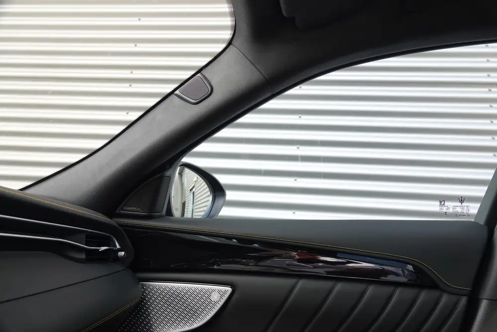 Maserati Grecale 2.0 MHEV Modena | Panodak | Alcantara | Son uit 2023, foto 18