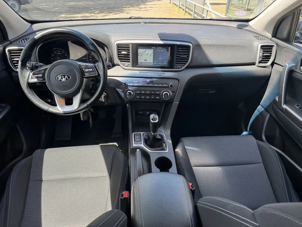 Kia Sportage 1.6 GDI DynamicLine CAMERA-TREKHAAK-CARPLAY uit 2019, foto 7