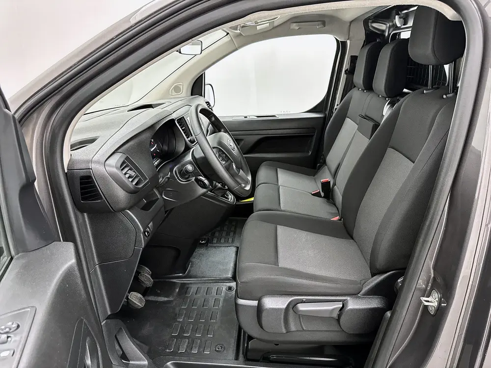 Toyota Proace 2.0 D-4D 145pk Navigatie Blind Spot Cam uit 2024, foto 7