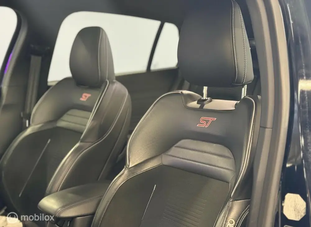 Ford Focus Wagon 2.3 EcoBoost ST-3 B&O|HUD|CAMERA|STOELVERW| uit 2019, foto 12