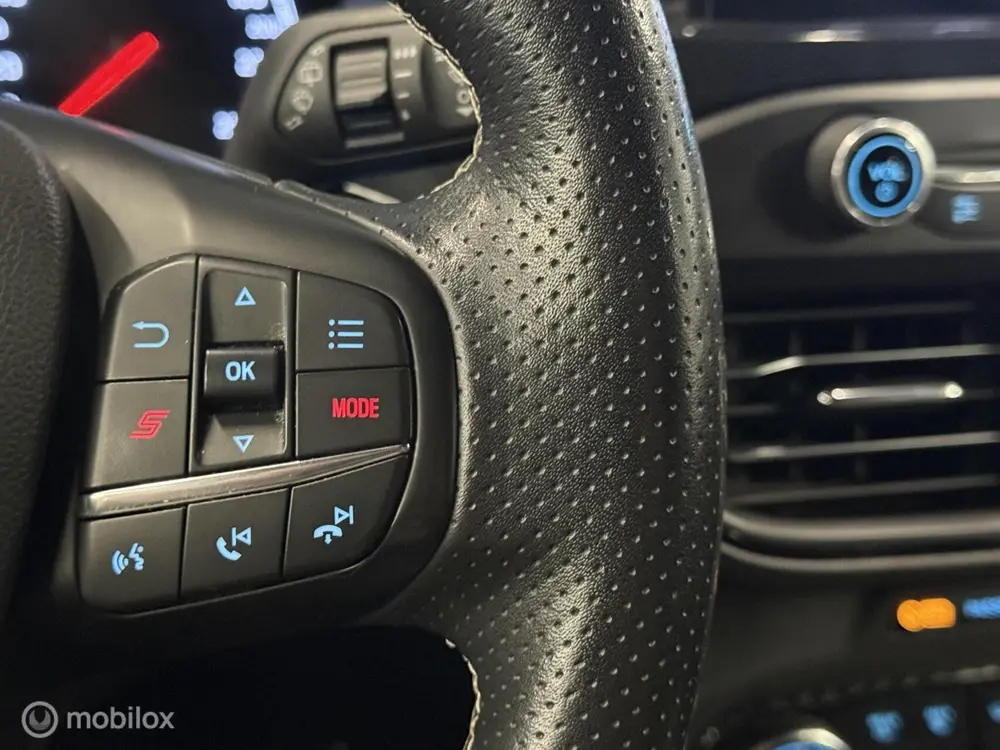 Ford Focus Wagon 2.3 EcoBoost ST-3 B&O|HUD|CAMERA|STOELVERW| uit 2019, foto 15