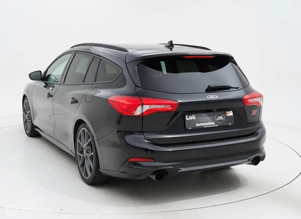 Ford Focus Wagon 2.3 EcoBoost ST-3 B&O|HUD|CAMERA|STOELVERW| uit 2019, foto 2