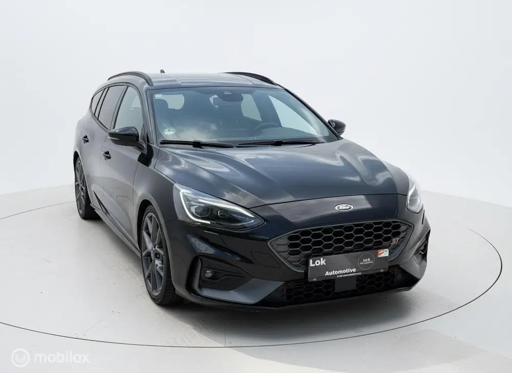 Ford Focus Wagon 2.3 EcoBoost ST-3 B&O|HUD|CAMERA|STOELVERW| uit 2019, foto 5