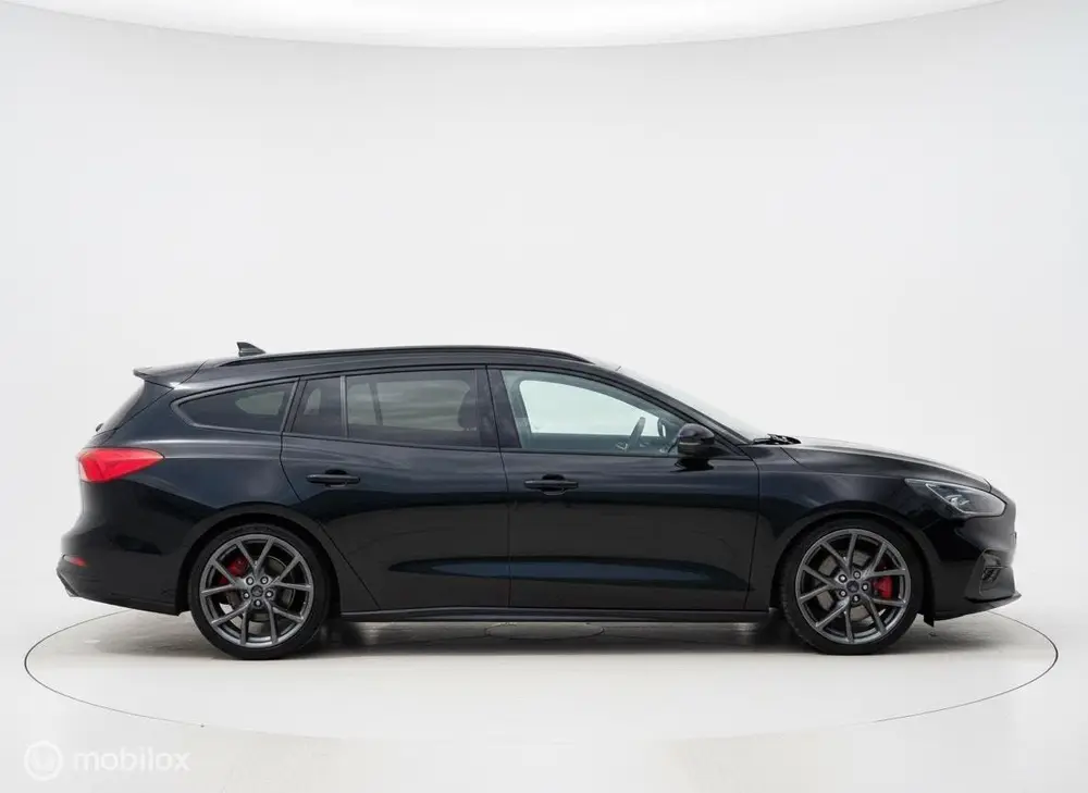 Ford Focus Wagon 2.3 EcoBoost ST-3 B&O|HUD|CAMERA|STOELVERW| uit 2019, foto 7
