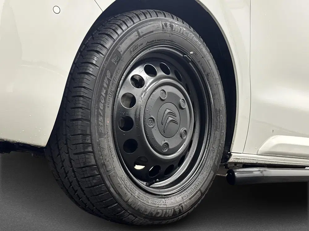 Citroën Jumpy 2.0 BlueHDI 180 M Club uit 2021, foto 11