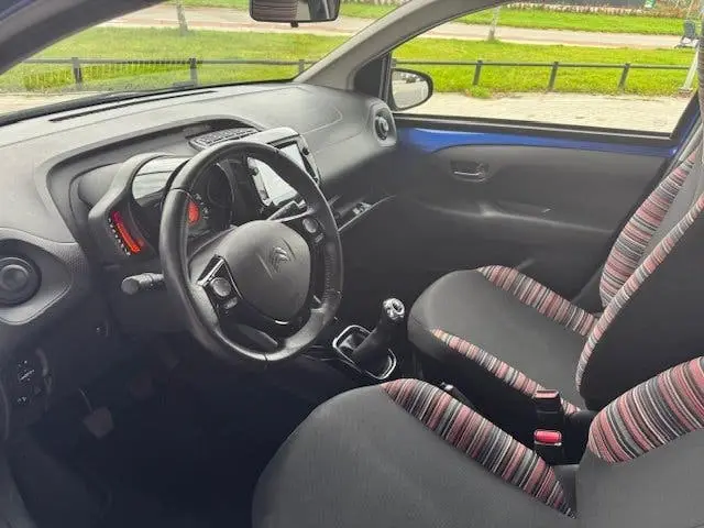 Citroën C1 1.0 VTi SHINE 5-DRS. TWO TONE (LUXE UITVOERING!) uit 2019, foto 6