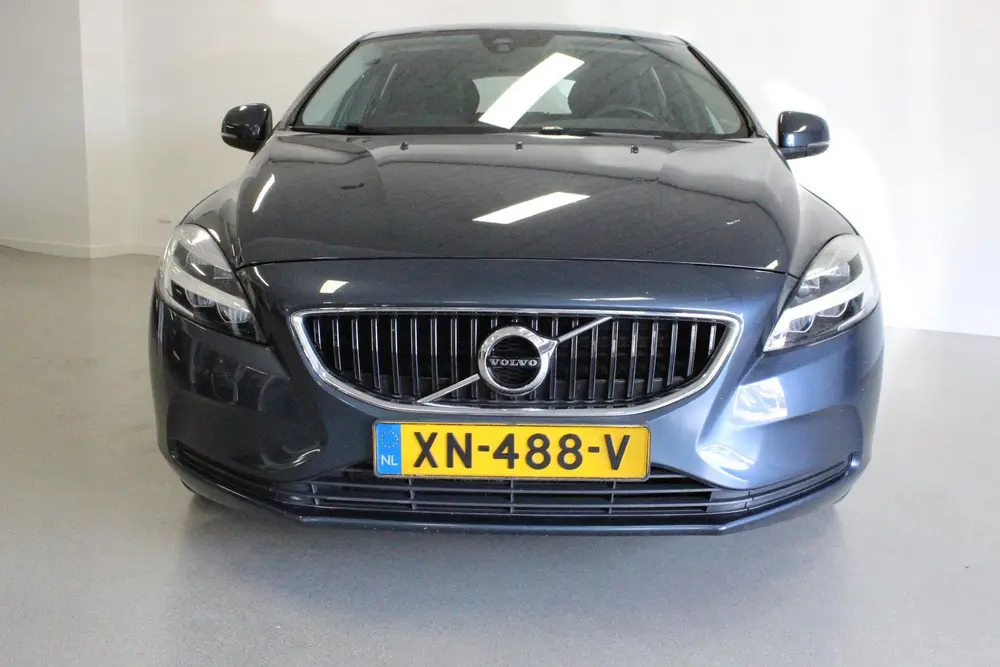 Volvo V40 1.5 T2 Polar+ AFN-TREKHAAK | NAVIGAIE | BLUETOOTH uit 2019, foto 4