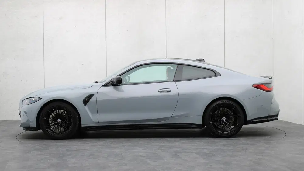BMW M4 Coupé xDrive Competition uit 2022, foto 2