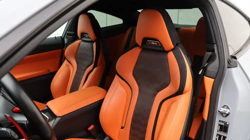 BMW M4 Coupé xDrive Competition uit 2022, foto 8