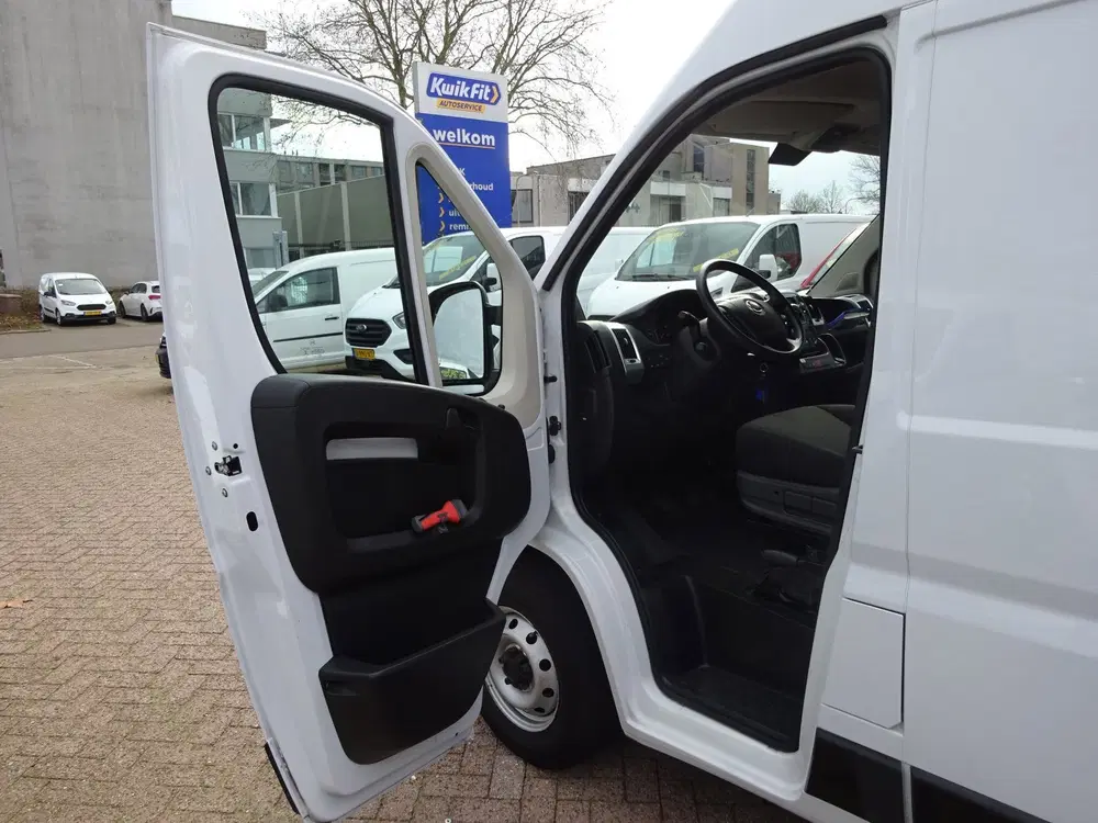 Fiat Ducato 35 2.3 MultiJet L2H2 KOELWAGEN KOELBUS uit 2021, foto 12