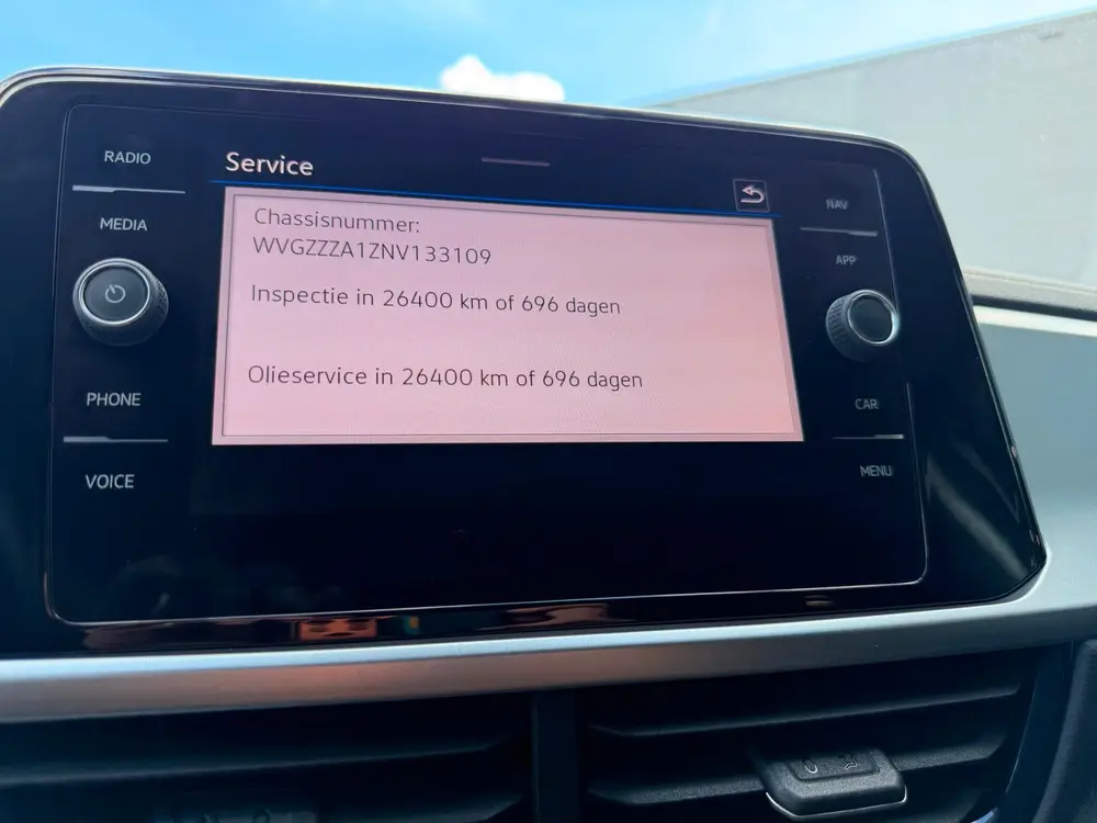 Volkswagen T-Roc 1.5 TSI Life automaat nieuwstaat uit 2023, foto 18