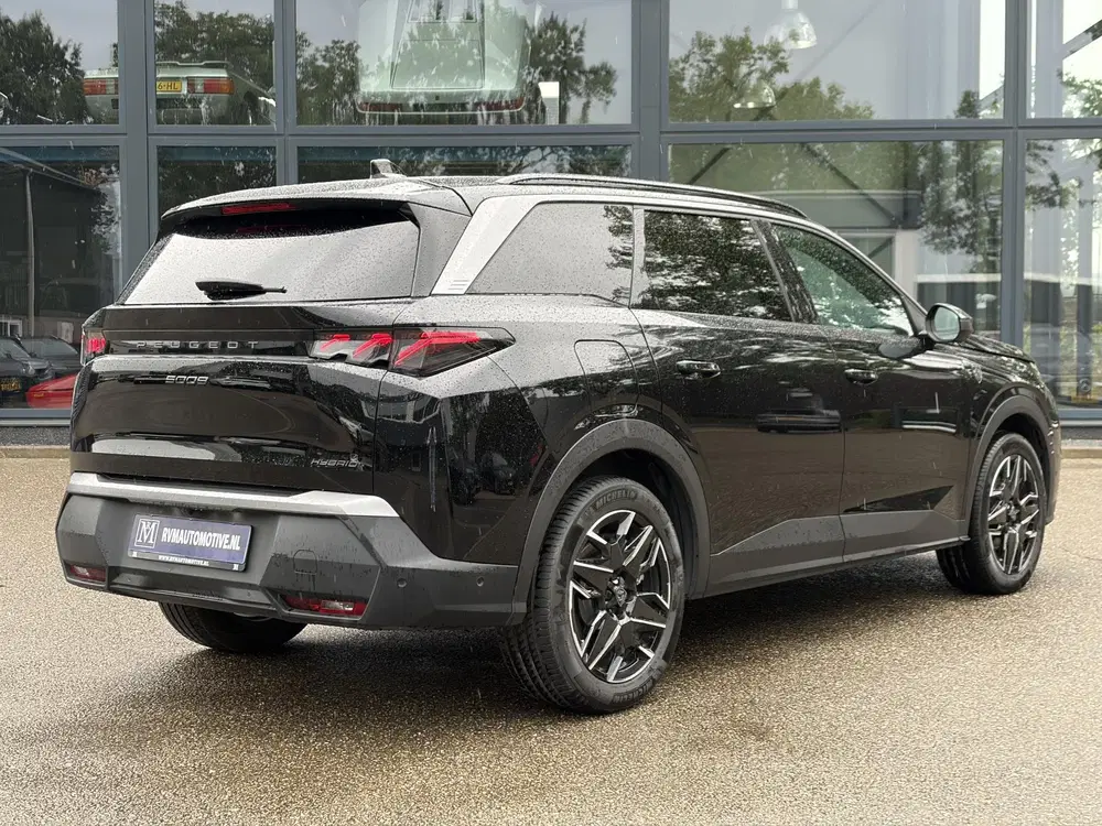 Peugeot 5008 1.2 Hybrid 145 GT 7p ADAPTIVE CRUISE uit 2025, foto 4