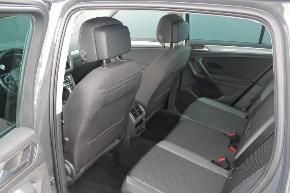 Volkswagen Tiguan 1.4 TSI eHybrid Active Business+ | Incl. 1 uit 2022, foto 18
