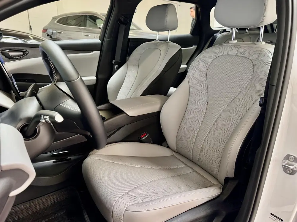 BYD Seal 6 1.5 DM-i Boost uit 2026, foto 8